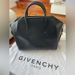 GIVENCHY Medium Antigona Black Textured Leather Tote
15.7"L x 7.5"W × 11"H